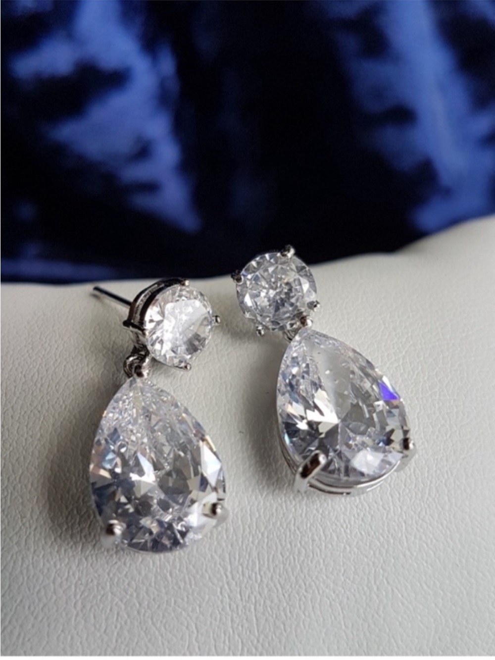 Swarovski Elements Platinum Plated Clear Teardrop Earrings NEW